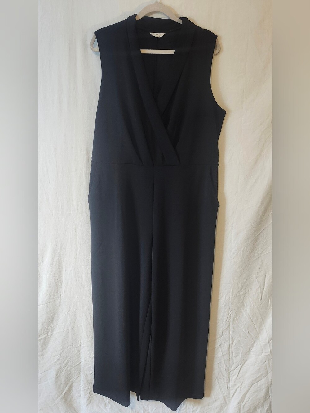 Reitmans Black Sleeveless Surplice Wide Leg Jumpsuit